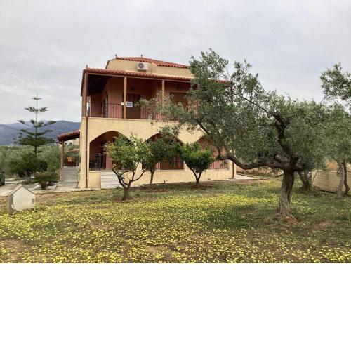 Evdora Family House near Monemvasia