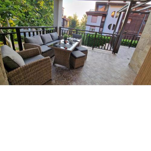 Eve Santa Marina Apartment - sea, pools, relax