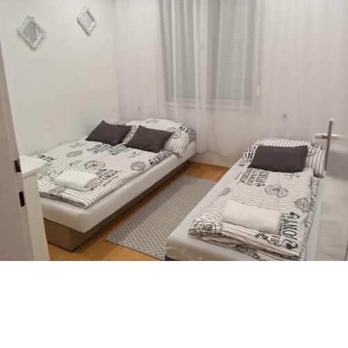 Evelyn Apartman