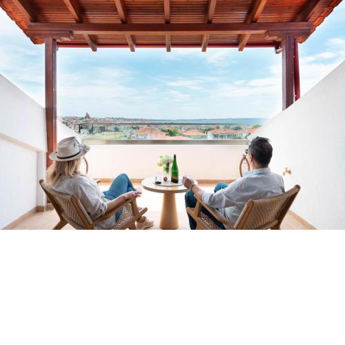 EVERGREEN apartment