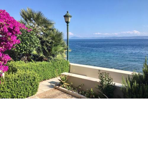 EviaXL Guesthouse