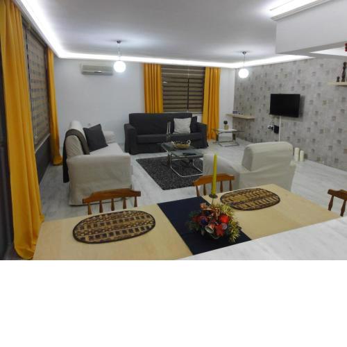 Evodak Apartment
