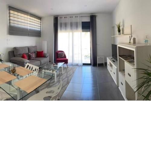 Excelente piso con aparcamiento privado