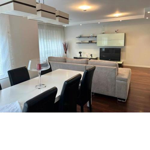 Excepcional chalet en Perbes.
