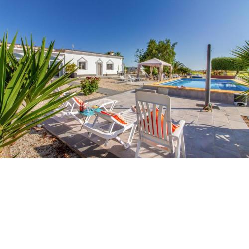 Exceptional Rico's Country Retreat Almendricos
