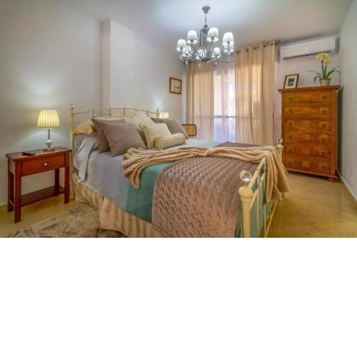 Exceptional Town and Beach Apartment Aguilas