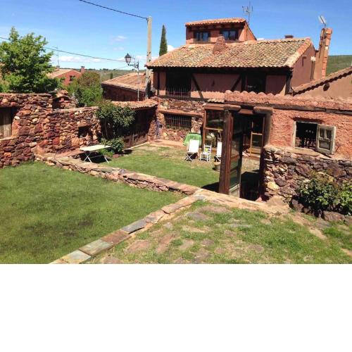 Exclusiva casa rural con jardín