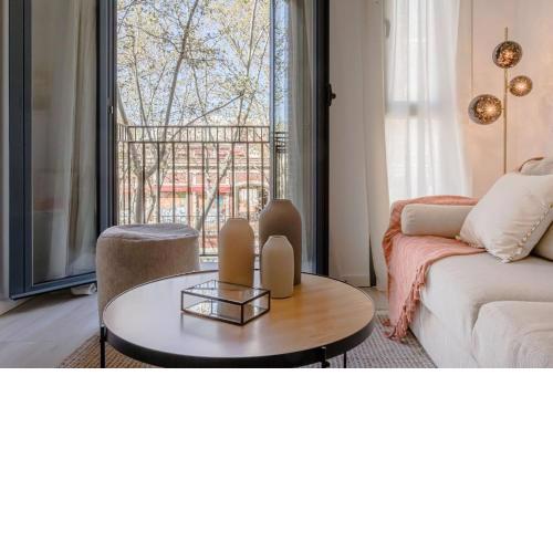 Exclusive and centric Apartments next to El Rastro By SharingCo