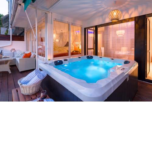 Exclusive apartment Bugenvila