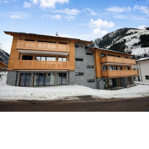 Exclusive Apartment in Rauris with Shared Sauna