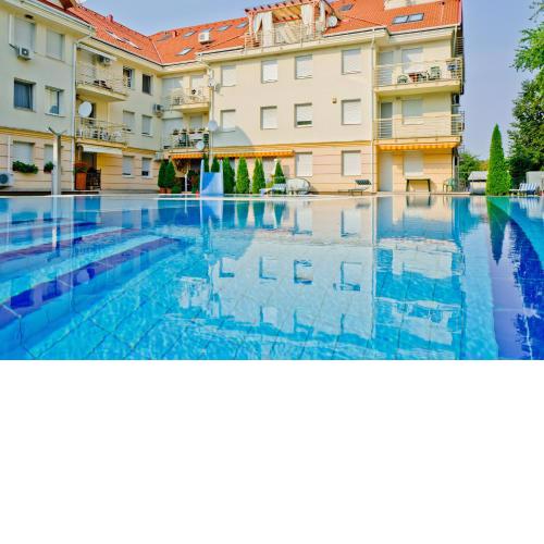 Exclusive Apartments II