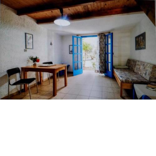 Exclusive Cottage in S West Crete in a quiet olive grove near the sea