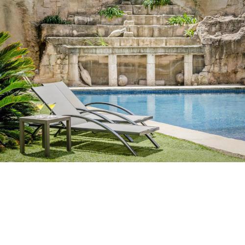 Exe Cunit Suites & Spa