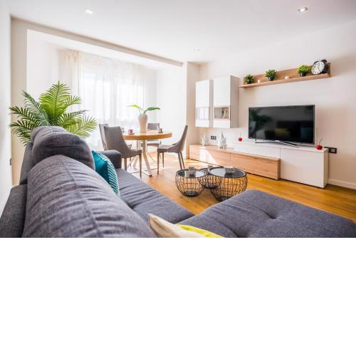 Expoholidays-Rueda Lopez apartamento de lujo