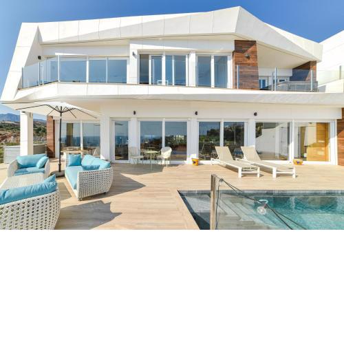 Exquisite Luxury Villa