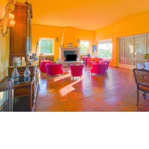 Exquisite Villa in Montefiascone with Garden