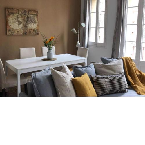 Exquisite&historic Flat With Rooftop