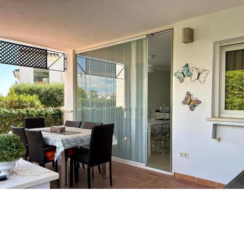 Extended ground floor apartment - PA1202LT