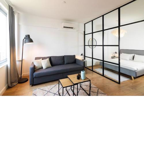 F & B Collection - close to Aristotelous sQ