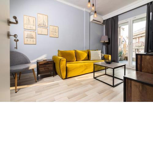F & B Collection - Flat for 4