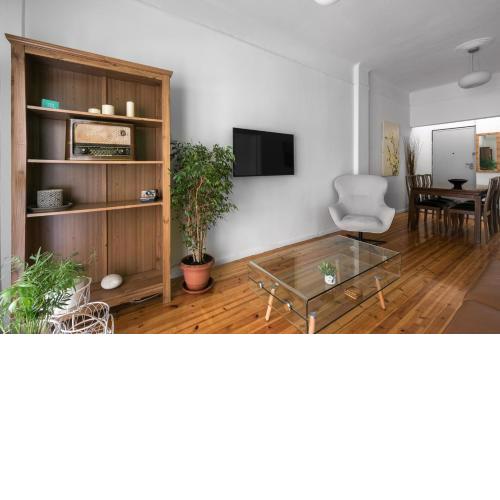 F & B Collection - Flat For 6