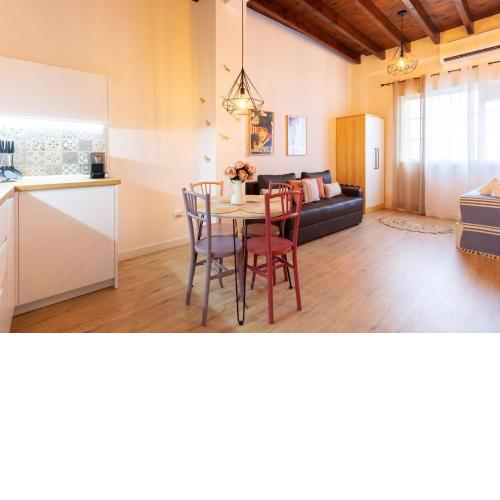 Fabie Triana Loft by Valcambre