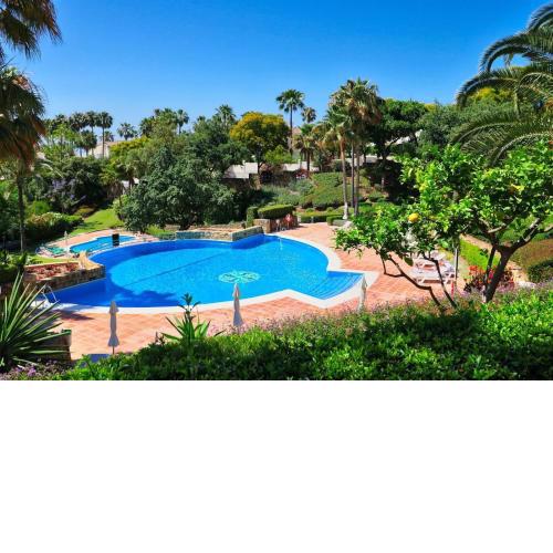 Fabulous apartment in Elviria Hills