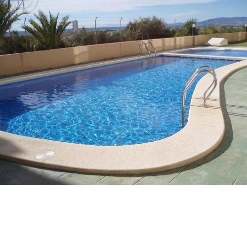Fabulous apartment with the best view in town. Quiet area, short walk to centre.