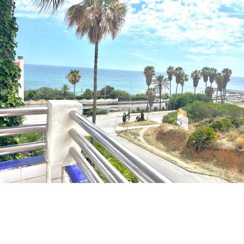 Fabulous vacation in a 2 bedroom townhouse with 2 terraces overlooking the sea, suitable for 6 people 3 swimming pools tennis and 200 mts from the sea