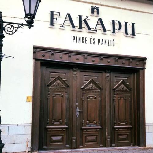 Fakapu Pince és Panzió