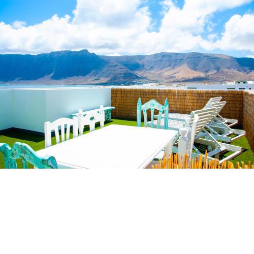Famara rooftop 2