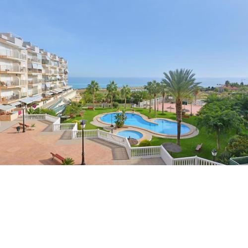 Family Apartment with Sea View