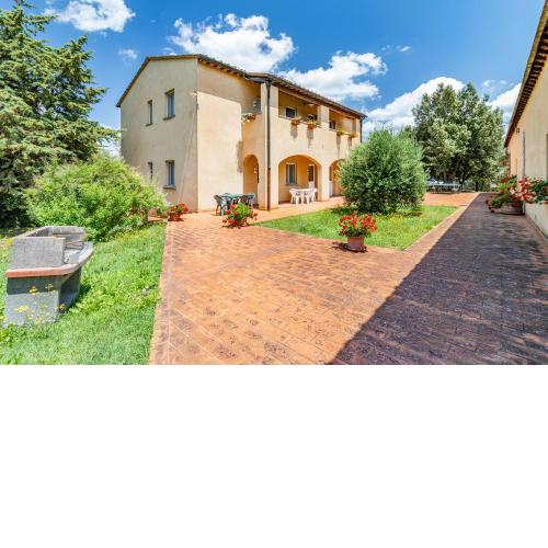 Family Apartments With Pool Near Volterra - Happy Rentals