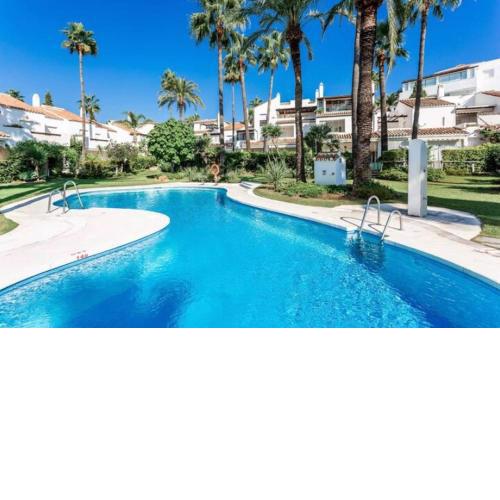 Family Beach Apartment With Pool