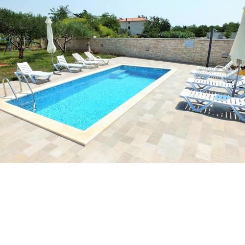 Family friendly apartments with a swimming pool Babici, Umag - 2531