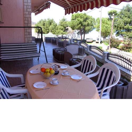 Family friendly apartments with a swimming pool Kraj, Pasman - 334