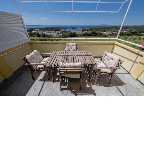 Family friendly apartments with a swimming pool Palit, Rab - 16330