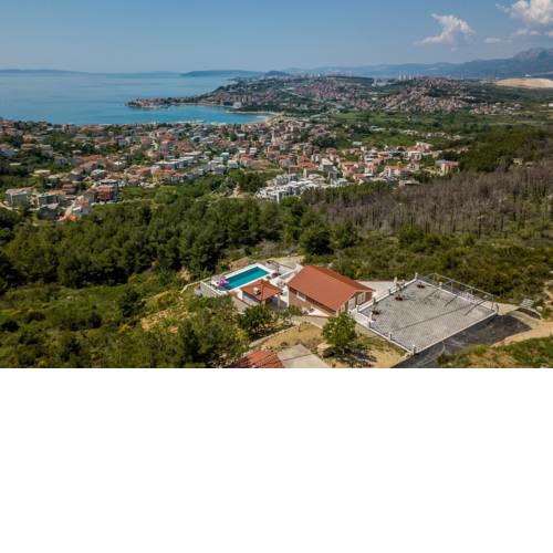 Family friendly house with a swimming pool Podstrana, Split - 16207