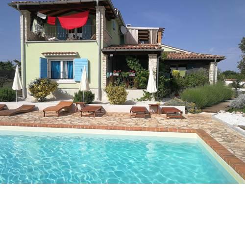 Family friendly house with a swimming pool Rezanci, Central Istria - Sredisnja Istra - 17632