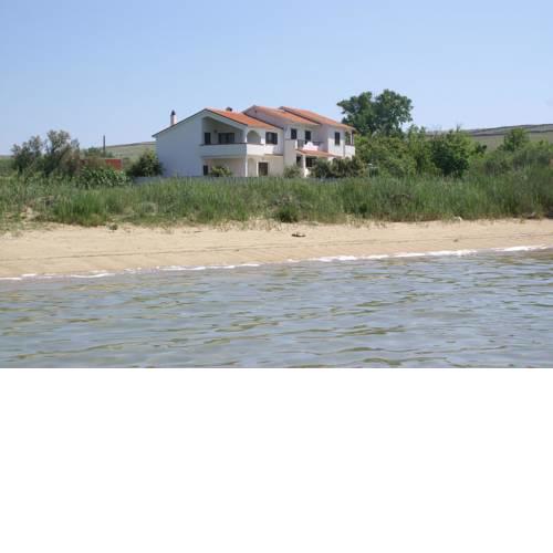 Family friendly seaside apartments Povljana, Pag - 230