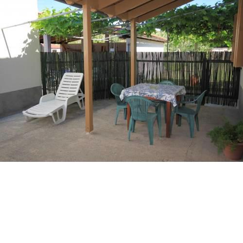 Family friendly seaside apartments Susak, Losinj - 8050