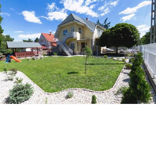 Family Garden Apartmanház