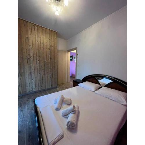 Family Getaway Close the Sea