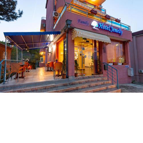 Family Hotel Jemelly