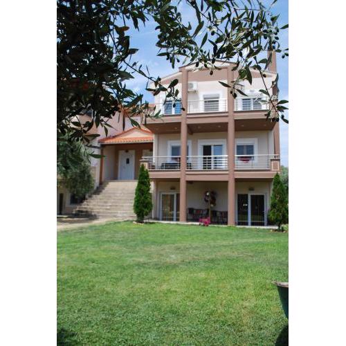 Family house Emerald