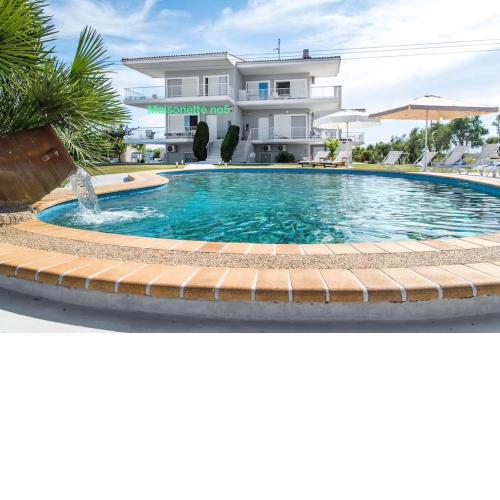 Family Maisonette with pool #5