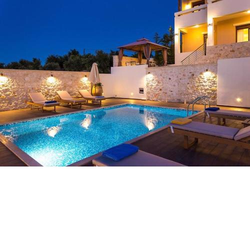 Family villa, Fantastic views, Private pool, Free laptop 4