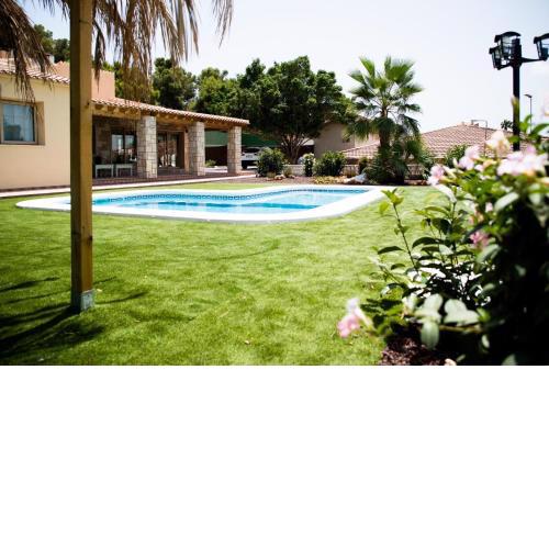 Family villa in Alicante, saltwater pool, AC and bbq