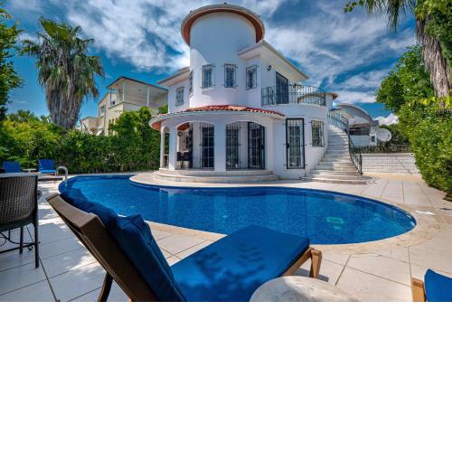 Fancy and Comfy Villa with Private Pool in Belek