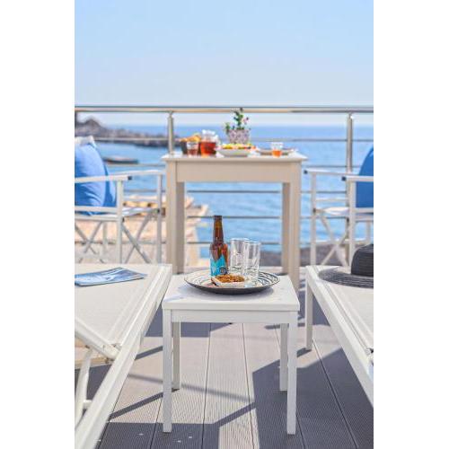 FantaSea Luxury Suite